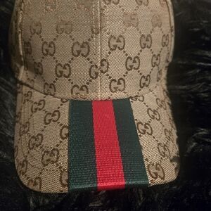 Gucci Beige Monogram Cap with Red and Green Stripe